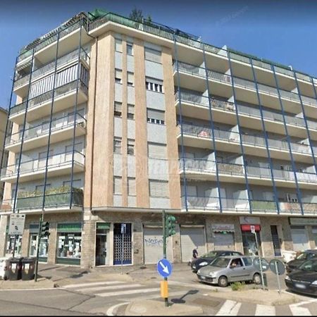 Bellissimo Alloggio Vicino Alla Metro Bengasi,Lino House Turim Exterior foto